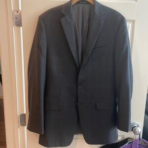 2 Piece Mens Suit Calvin Klein 38L 100% Wool 4 button Cuff.